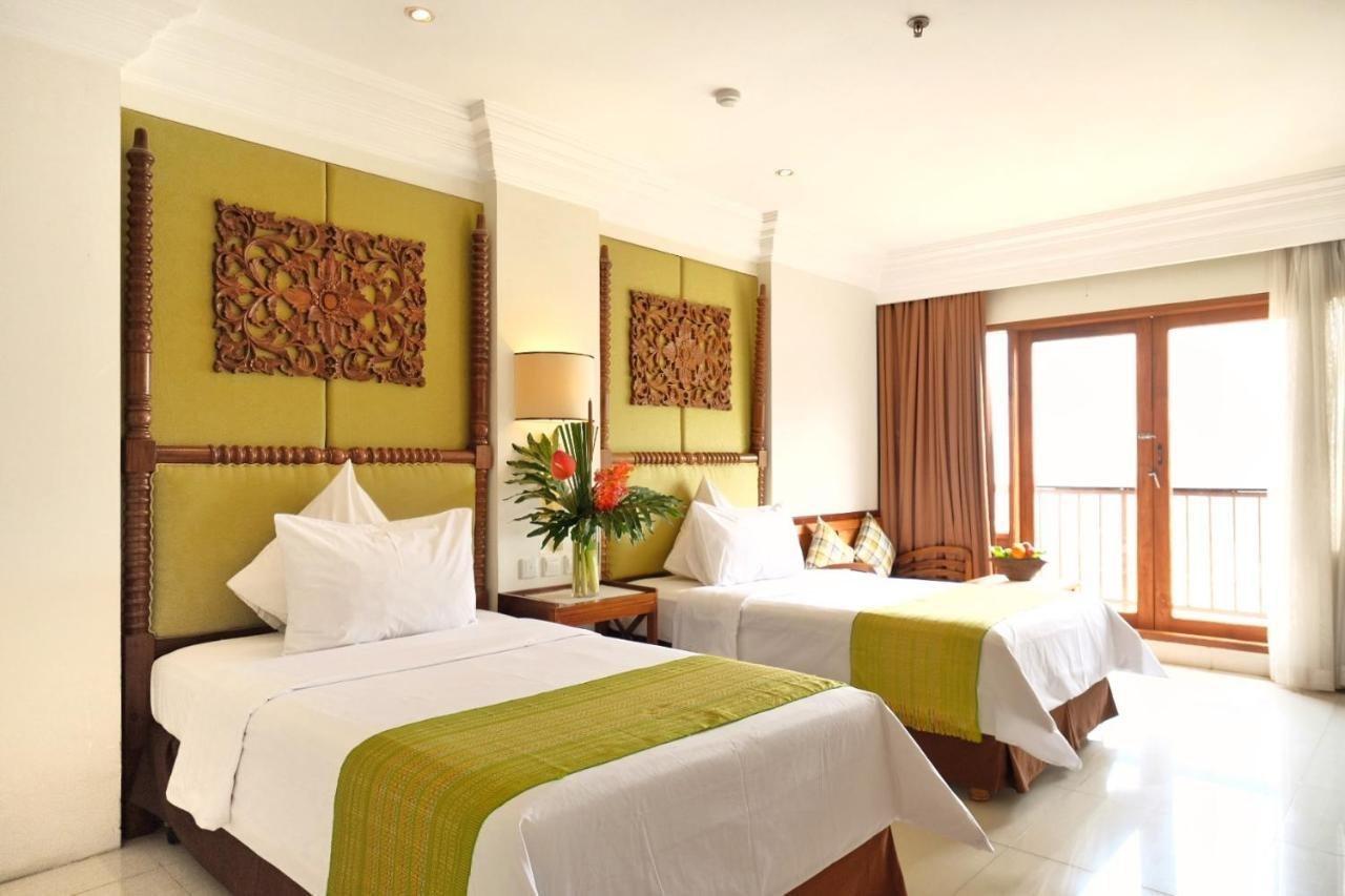 The Grand Hill Resort-Hotel Puncak Exterior photo