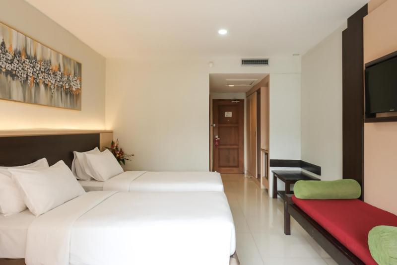 The Grand Hill Resort-Hotel Puncak Exterior photo